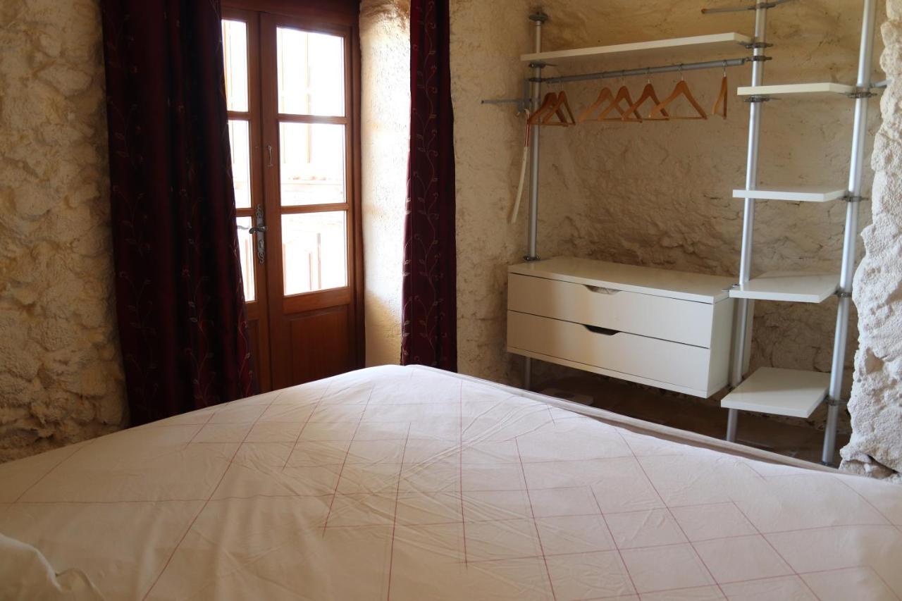 La Petite Grande Apartment Lurs Bagian luar foto