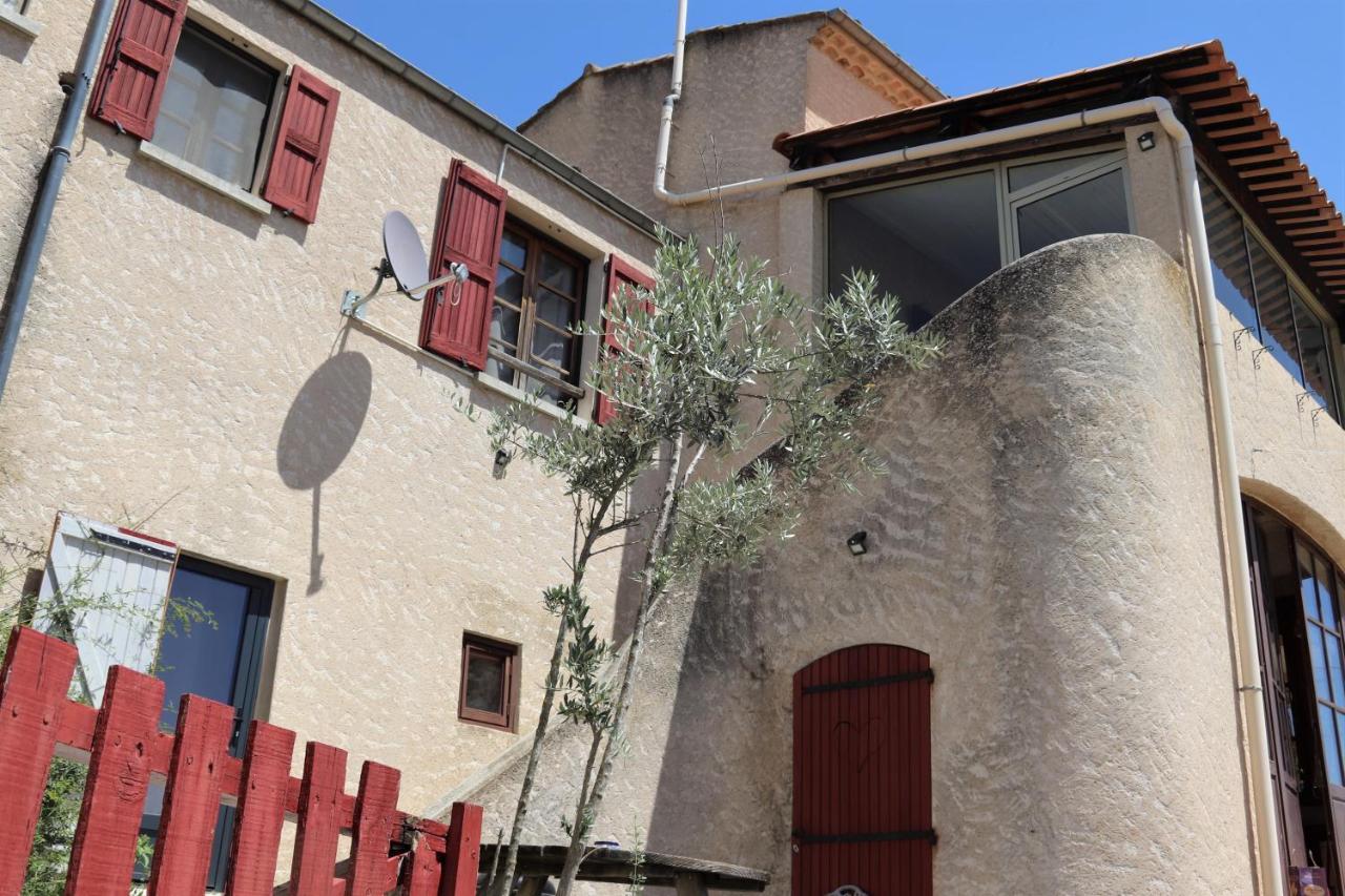 La Petite Grande Apartment Lurs Bagian luar foto