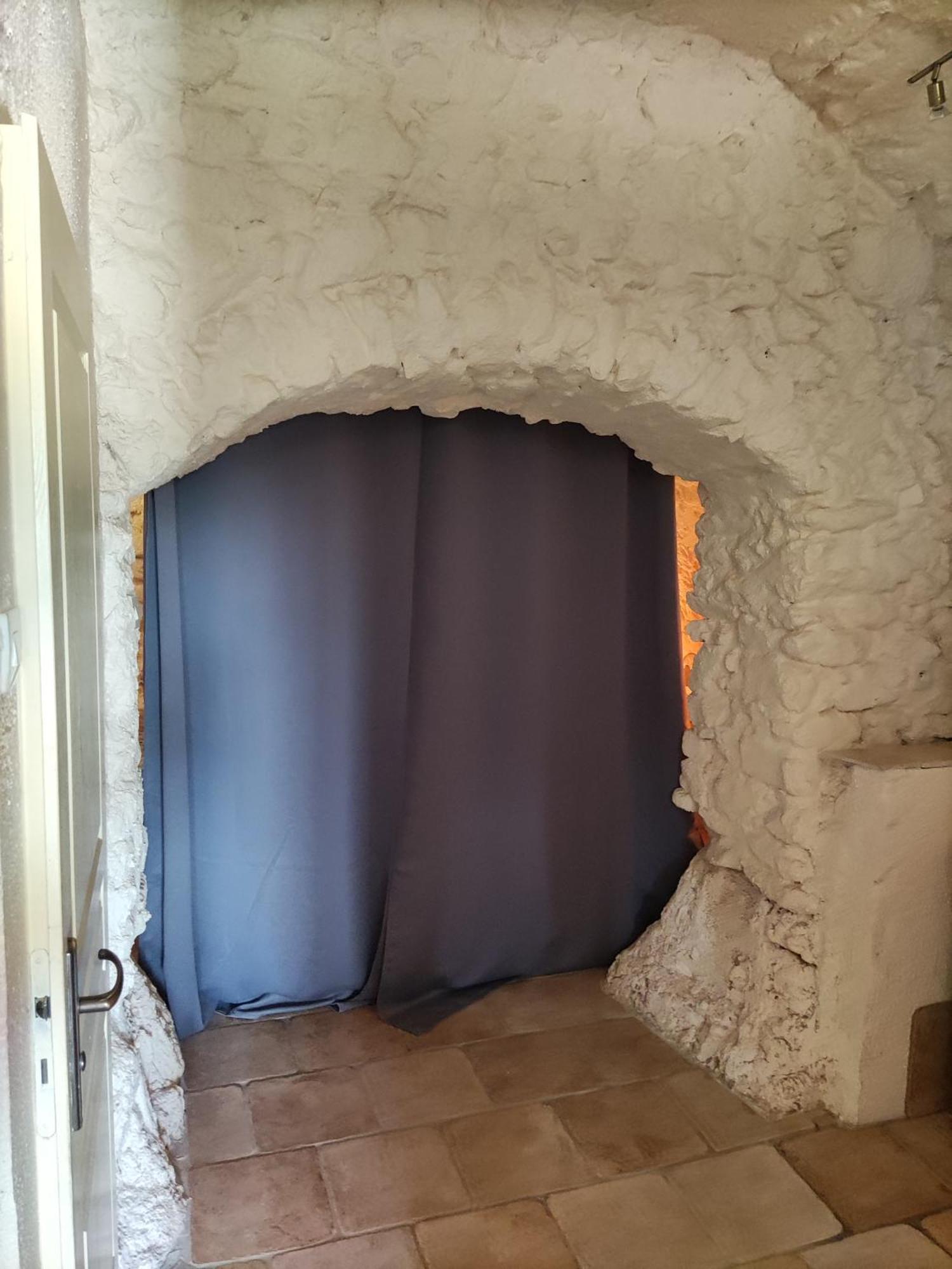 La Petite Grande Apartment Lurs Ruang foto